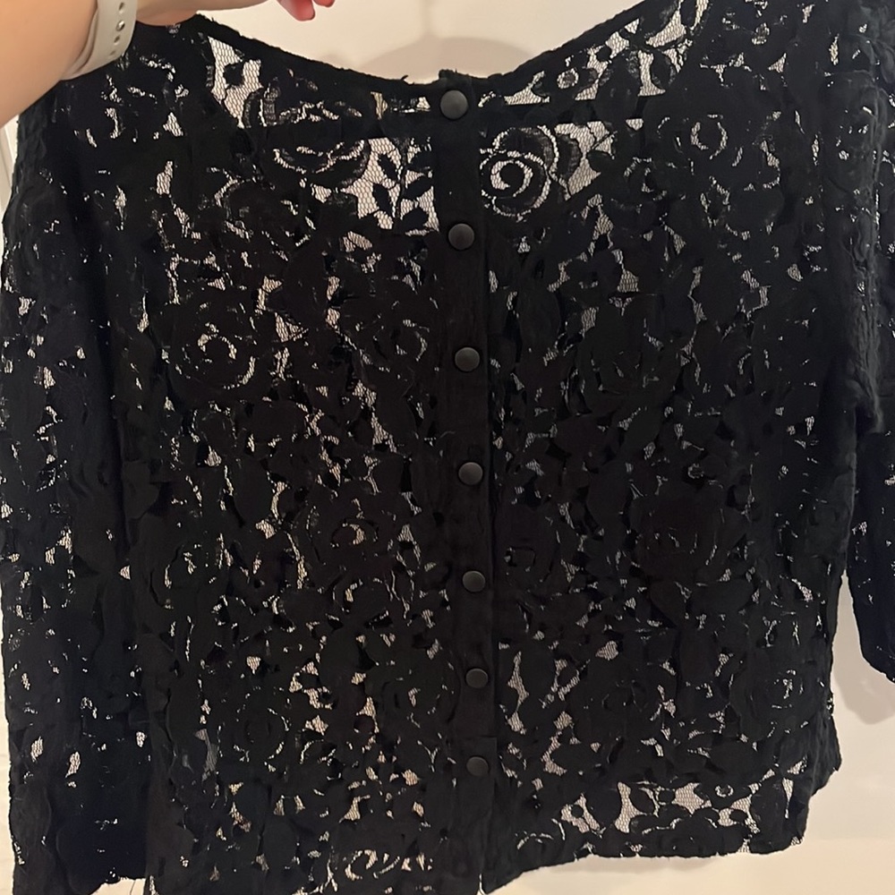 ❤️2 for $20❤️ vintage button up lace shirt/blouse